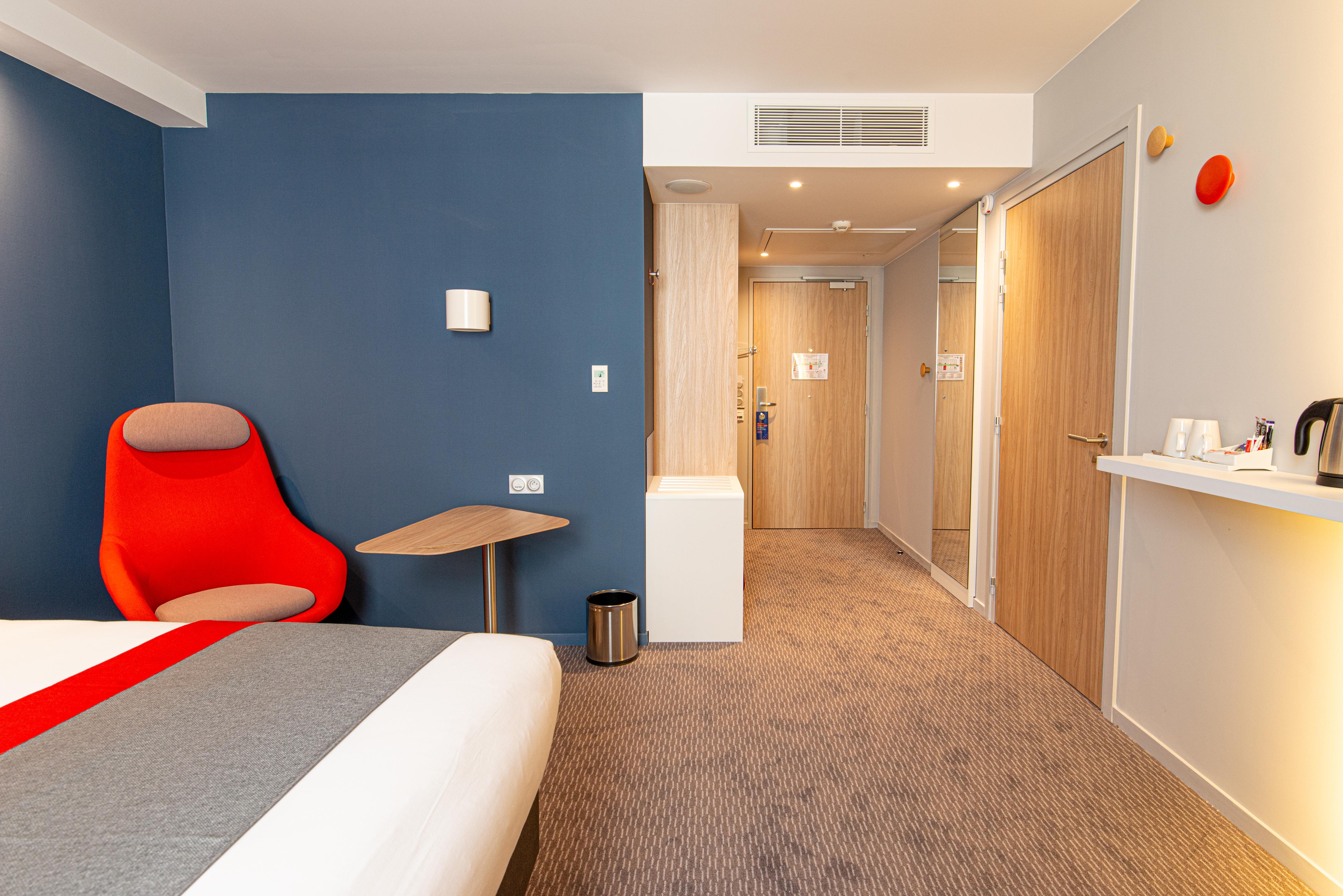 Holiday Inn Express - Bordeaux - Lormont By Ihg Exterior photo