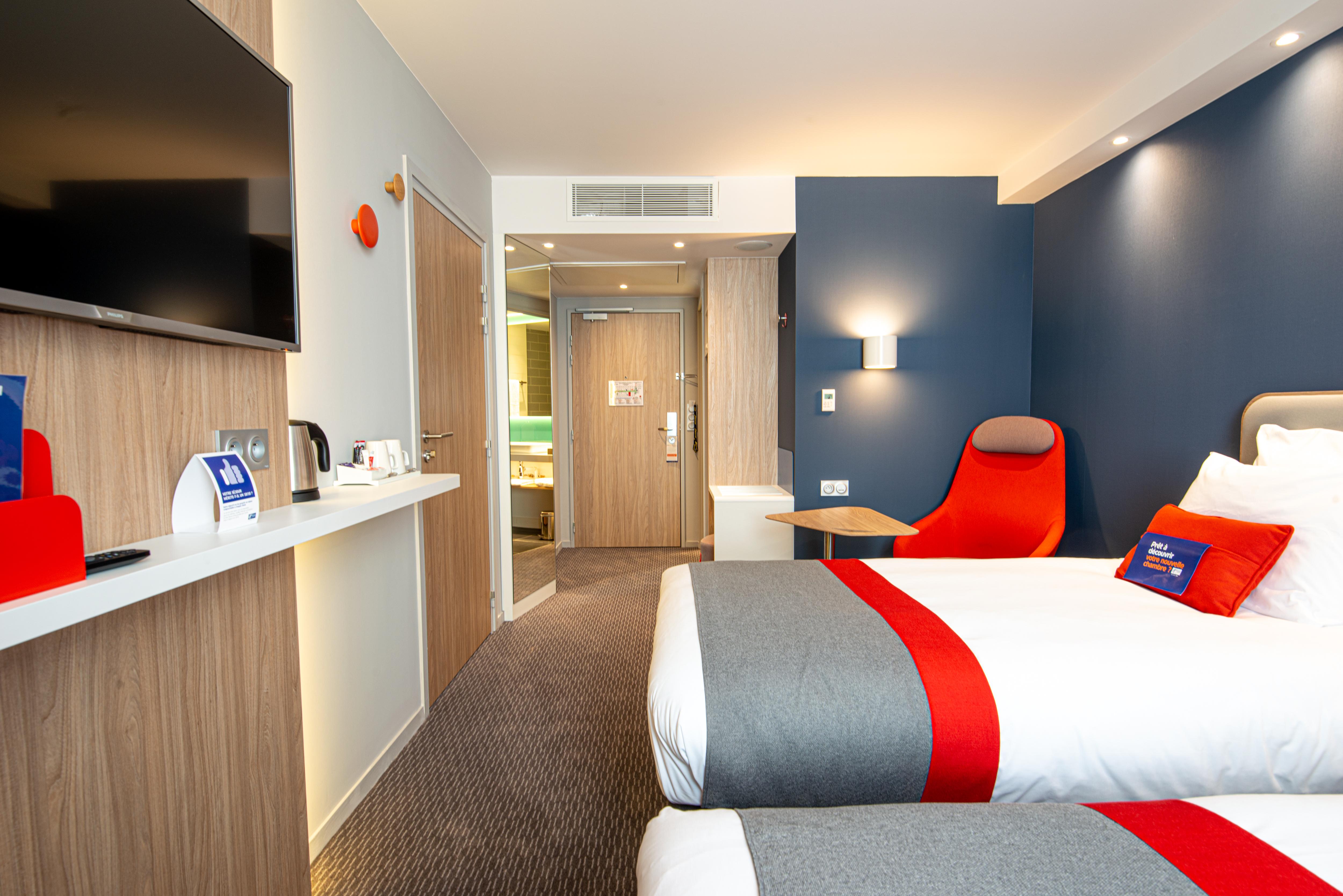 Holiday Inn Express - Bordeaux - Lormont By Ihg Exterior photo