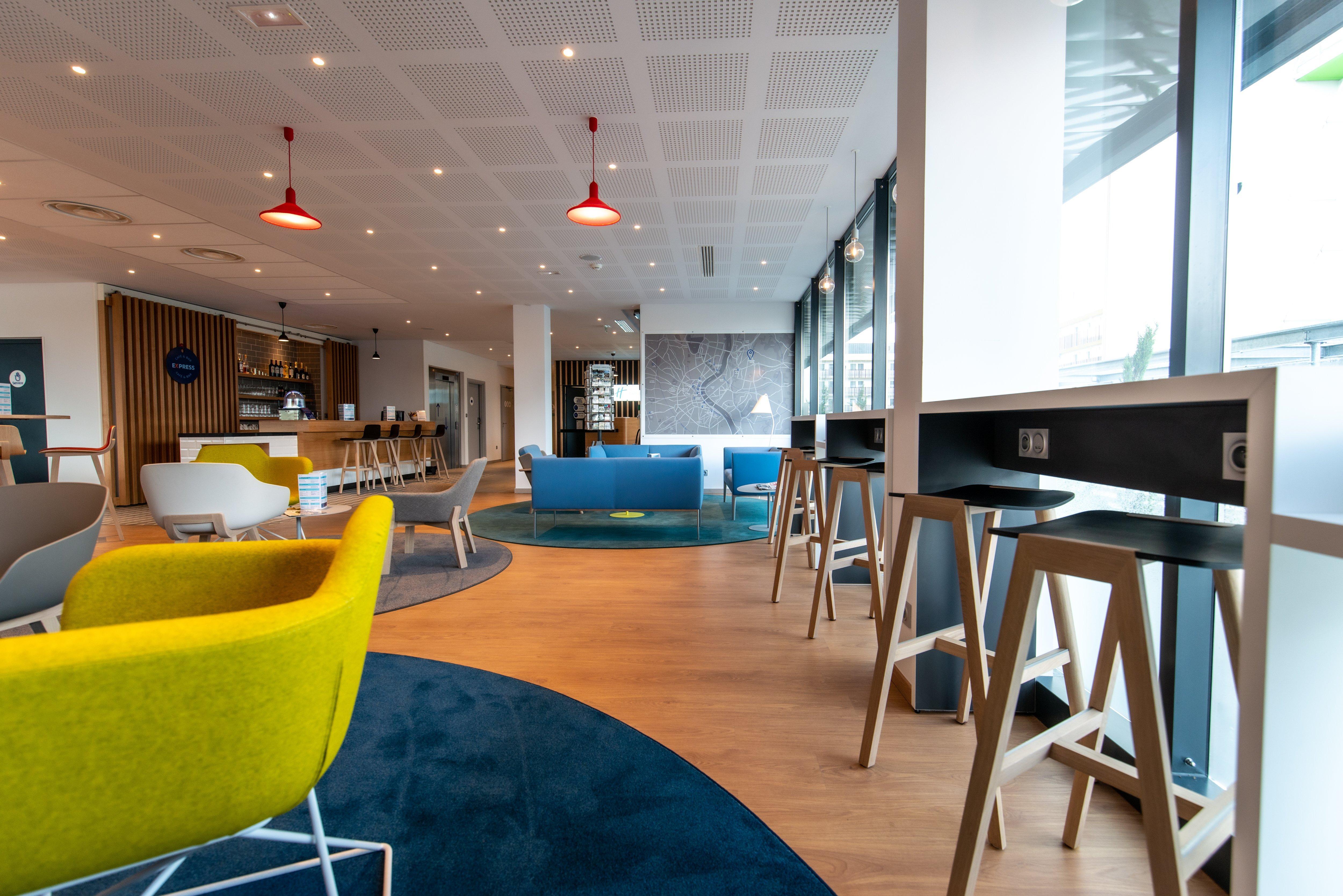 Holiday Inn Express - Bordeaux - Lormont By Ihg Exterior photo